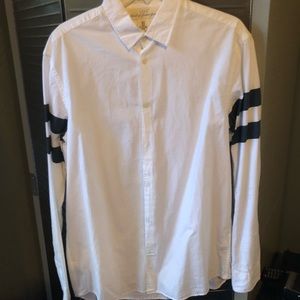 Long sleeve white button down shirt